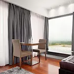 Hotel Dos Zimbros 4*