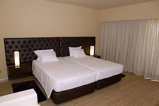 Hotel Dos Zimbros 4*